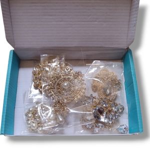 WHMaiMo 5 Pc Shirt Pendant Set